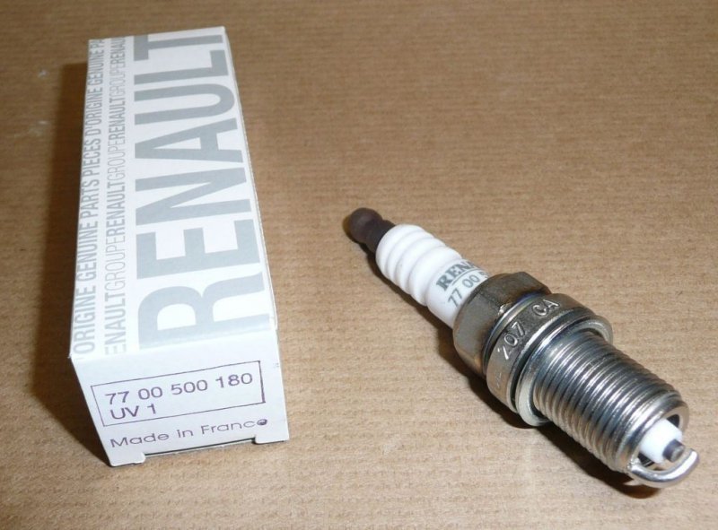 Original  Bougie d'allumage Audi A3  ,  7700500180