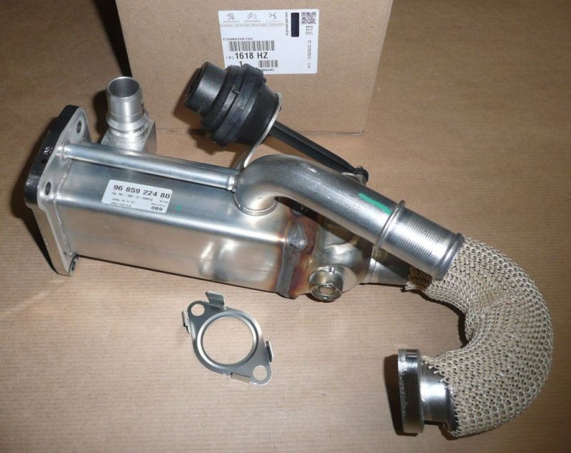 Échangeur Citroën C-Crosser, Peugeot 4007 2.2 HDI, 1618.HZ, 1618HZ