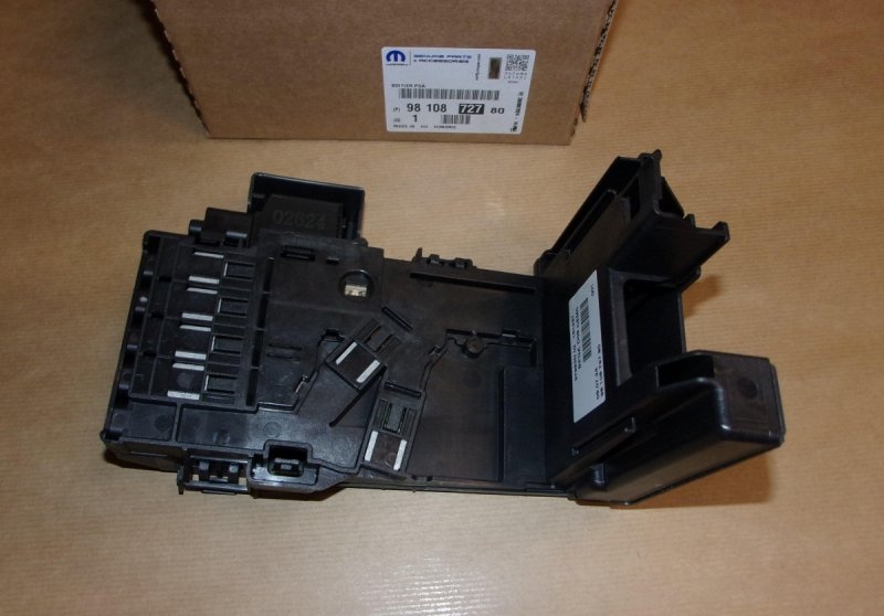Original Module de batterie Citroën C4 Picasso, Peugeot 308, Peugeot 3008, 9810872780