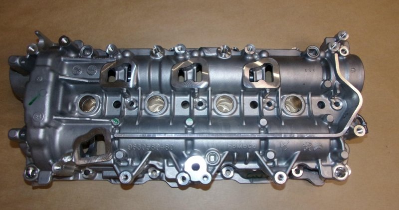 Couvre-culasse d'origine pour Citroën C5 Aircross, Peugeot 308 II, 2008 1.5 1.6 BlueHDi, 9830580480, 1623158880