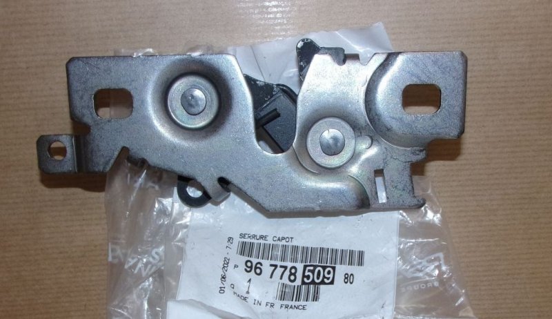 Serrure de capot Peugeot 308 II, 9677850980, 9677850980, 