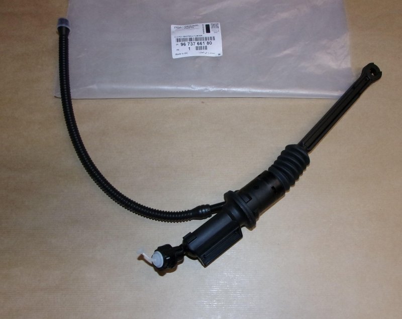 Pompe d'embrayage Peugeot 308 1.4/1.6/2.0, 9673766180, 9673766180, 
