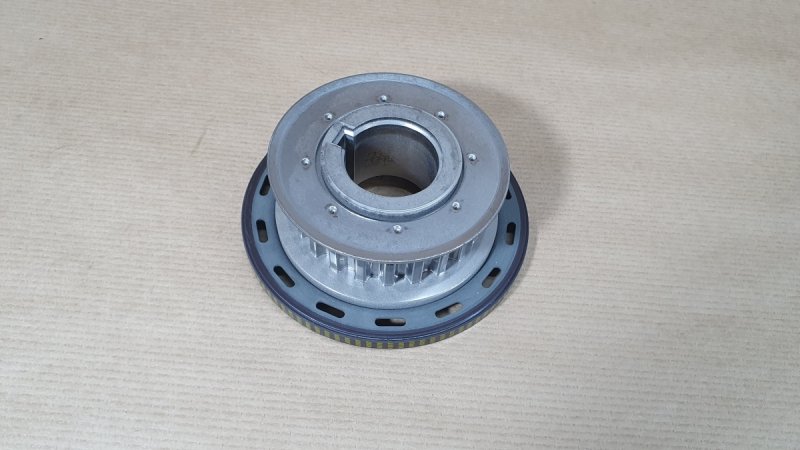 Pignon de vilebrequin d'origine Peugeot 2008  ,9817681980