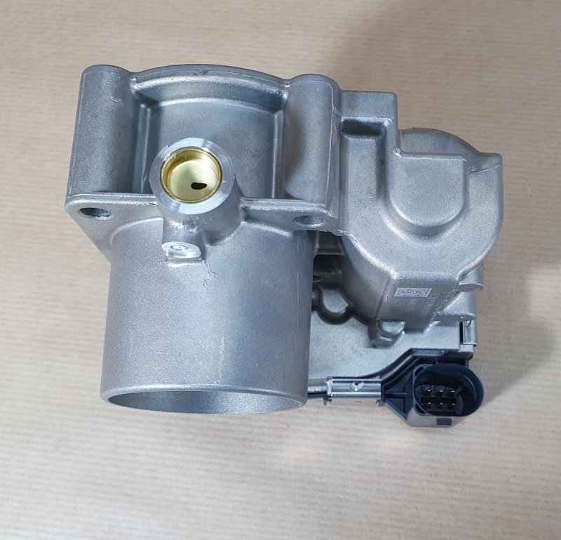 Pièce d’origine  Boîtier papillon pour Fiat 500 2015|}, 77369183