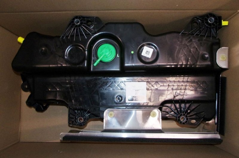 Réservoir AdBlue Citroën Jumper III Peugeot Boxer III, 9831368480, 9831368480, 