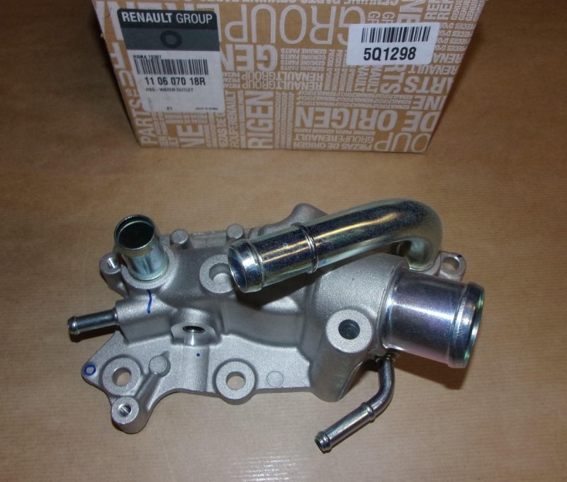 Boîtier de thermostat Renault Megane IV 1.6SCE, 110607018R, 