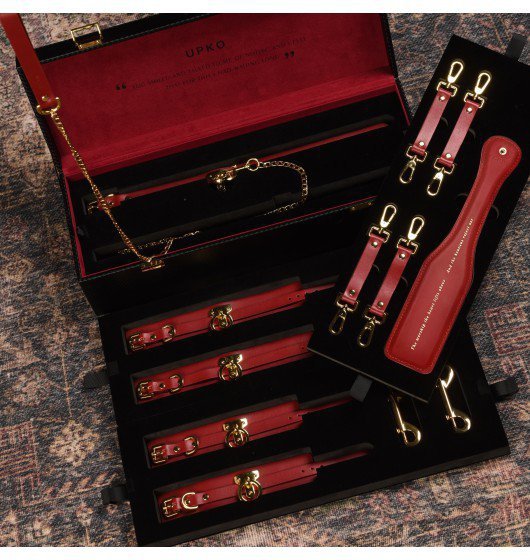 Upko Leather Kinky Tools Set Red - zestaw do krępowanie (czerwony)