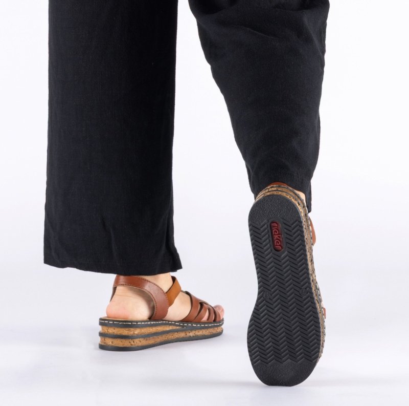 Sandałki brązowe 37 RIEKER 62918 na koturnie platformie brąz