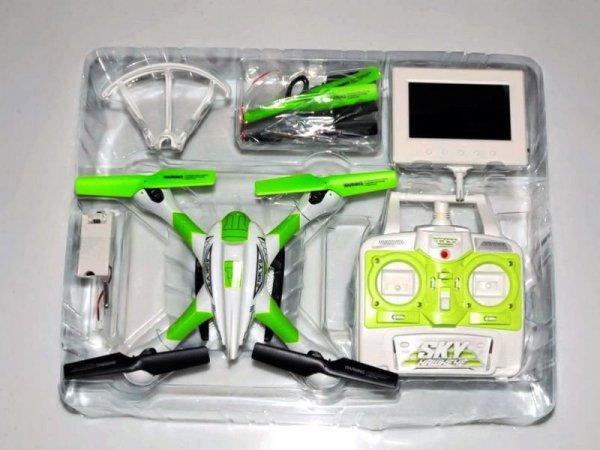 Quadrocopter Sky Hawkeye FVP 2,4GHz Monitor LCD Dron - Nieznany