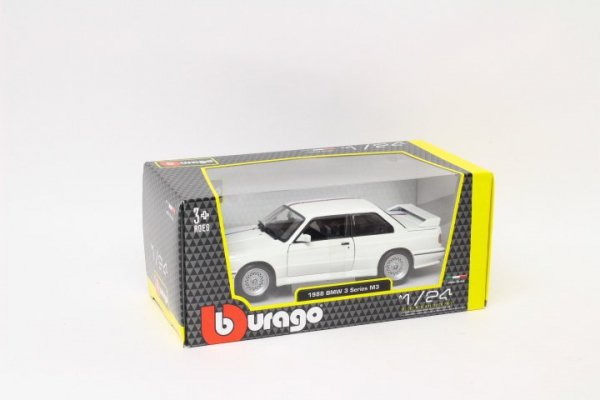 BBU BBU 1:24 BMW M3 E30 1988 white 21100WT 14309