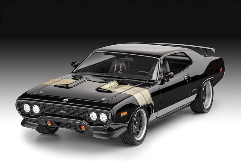 REVELL FAST &amp; FURIOUS - DOMINICS 1971 PLYMOUTH 07692 SKALA 1:24