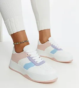 Biało-różowe sneakersy na grubszej podeszwie Rafida