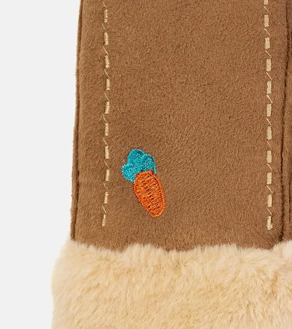 Brązowe rękawiczki dziecięce Carrot