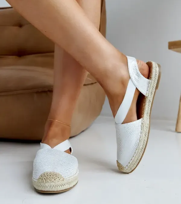 Białe espadryle z odkrytą piętą Tharna