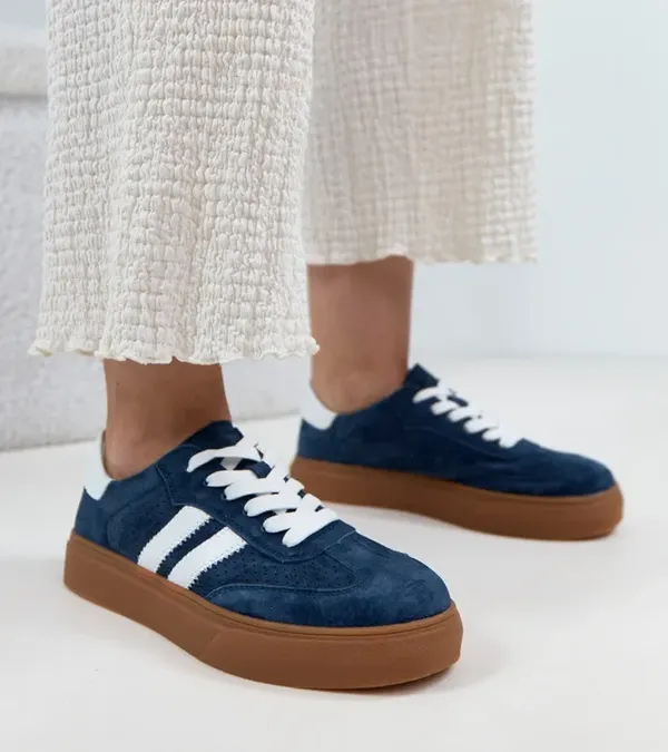 Granatowe Skórzane Sneakersy Na Platformie Cambell