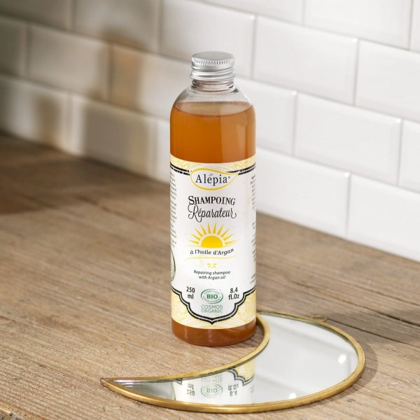 Innovative Regenerating Shampoo for Damaged Hair, Alepia, 100% Natural, 250ml