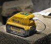 Adapter, ładowarka USB DeWALT DCB090 do akumulatorów