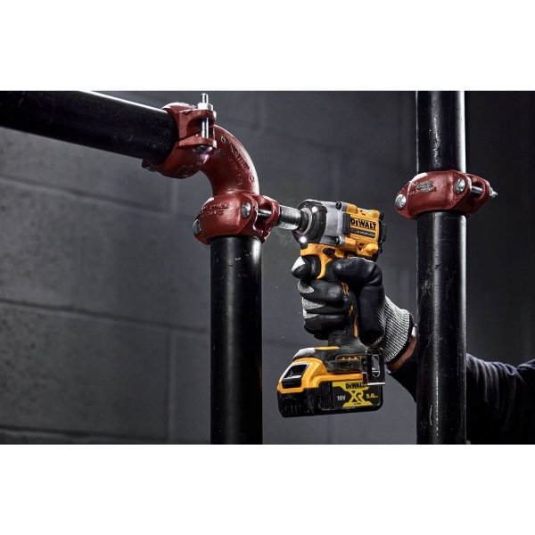 Klucz udarowy DeWalt DCF922N 18V 406Nm 