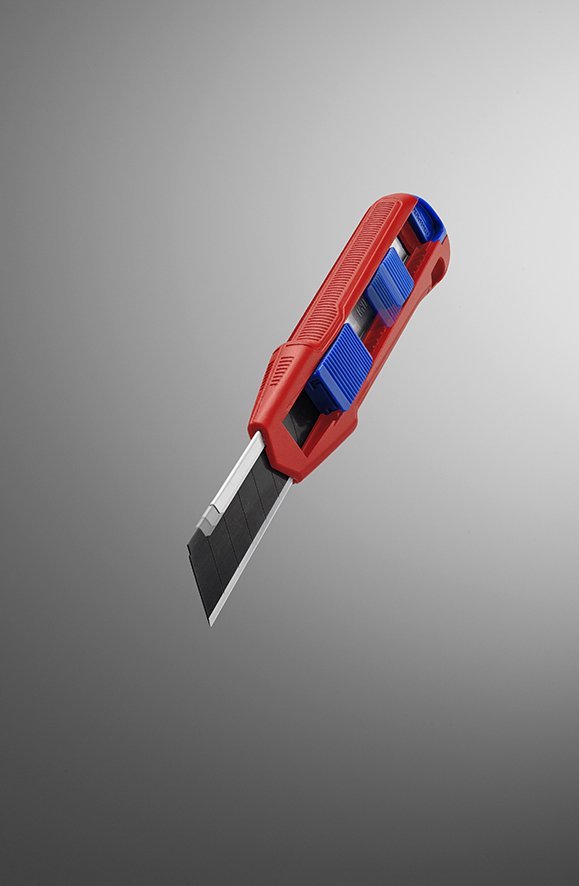 Nóż z odłamywanym ostrzem Knipex CutiX 90 10 165 BK