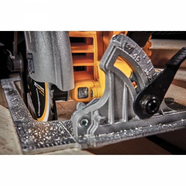 Pilarka tarczowa DeWALT DCS573N 54V XR FLEXVOLT 190mm BODY