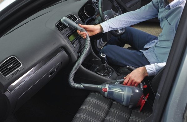 Odkurzacz samochodowy Black&amp;Decker ADV1200 12V