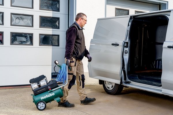 Kompresor sprężarka tłokowa Metabo Basic 220-24 OF Silent 601593000