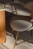 Umage TIME FLIES Hoker - Tapicerowane Krzesło Barowe na Mosiężnych Nogach 102 cm / Karmelowe