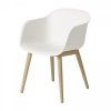 Muuto FIBER ARMCHAIR WOOD BASE Krzesło - Białe /Drewniana Rama Naturalna