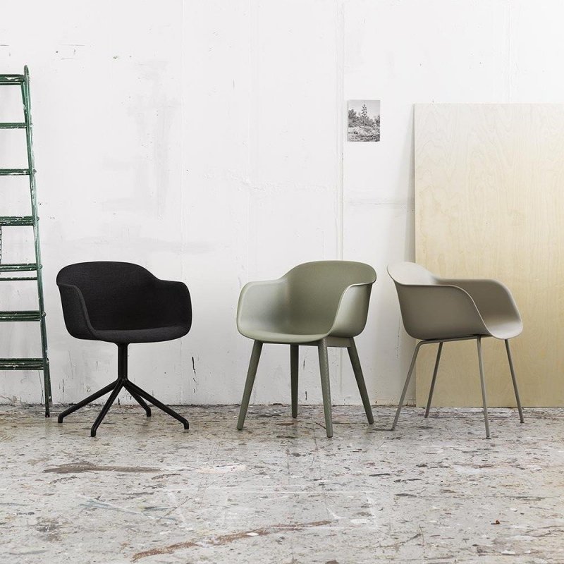 Muuto FIBER ARMCHAIR SWIVEL BASE Krzesło Obrotowe - Szare / Metalowa Rama