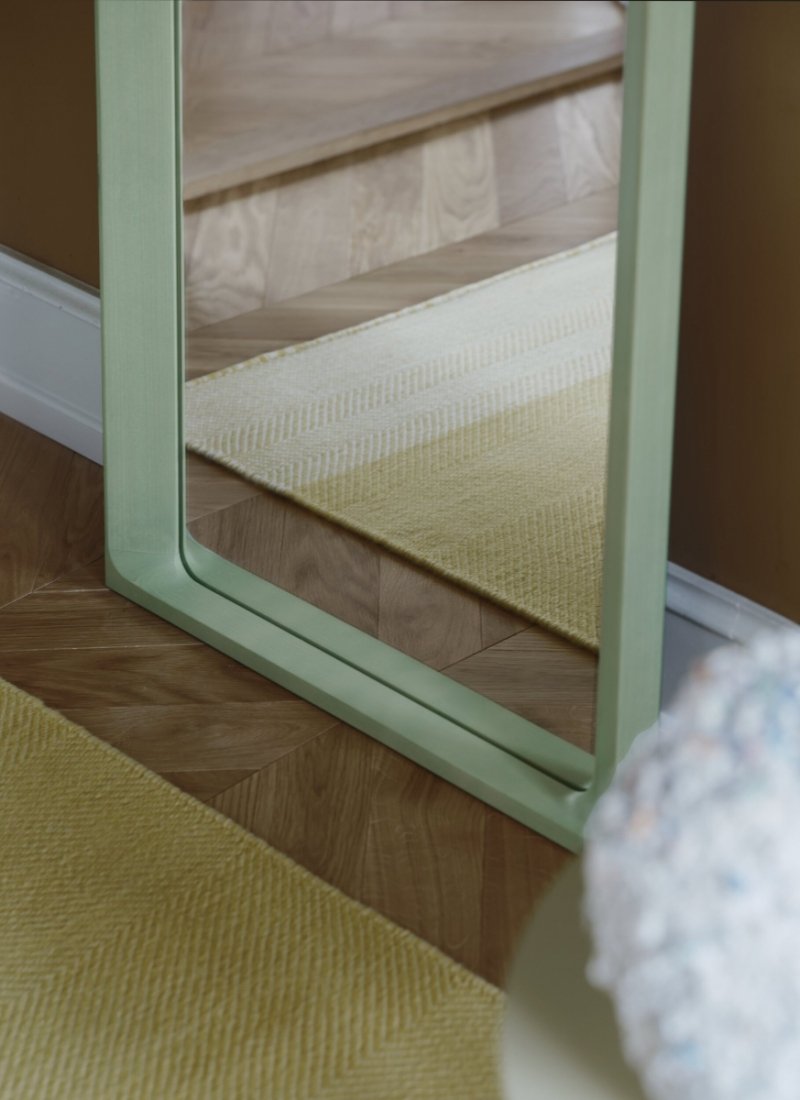 Muuto ARCED Lustro Ścienne 170 cm / Granatowe
