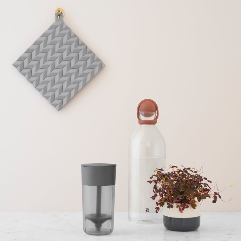 RIG-TIG by Stelton HOLD ON Silikonowe Łapki - Uchwyt do Gorących Naczyń 2 Szt. / Jasnoszare