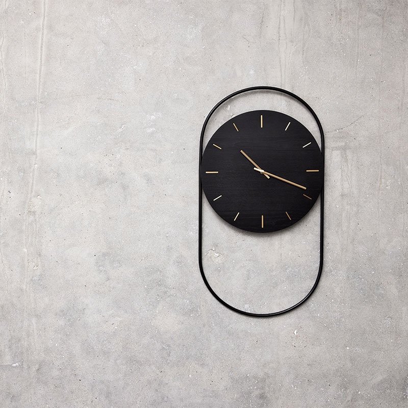 Andersen Furniture A-WALL Drewniany Zegar Ścienny w Metalowej Ramie / Czarny