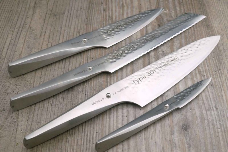 Chroma TYPE 301 HM Nóż Santoku Hakata
