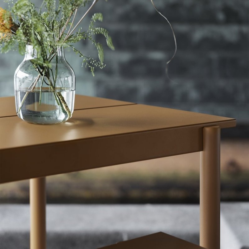 Muuto LINEAR Ogrodowy Stół Stalowy 140 x 75 cm / Pomarańczowy