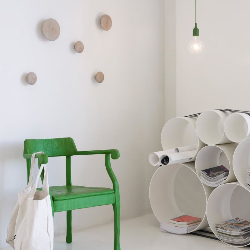 Muuto DOTS Wieszak Drewniany - Zestaw 5 Drewnianych Wieszaków / Orzech