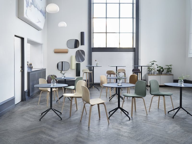 Muuto FRAMED Lustro Ścienne L - Ciemnozielone / Tafla Klasyczna