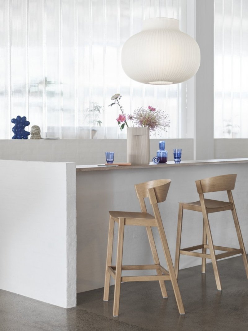 Muuto COVER BAR Hoker - Krzesło Barowe 96 cm Ciemnobrązowe / Siedzisko Tapicerowane Czarne