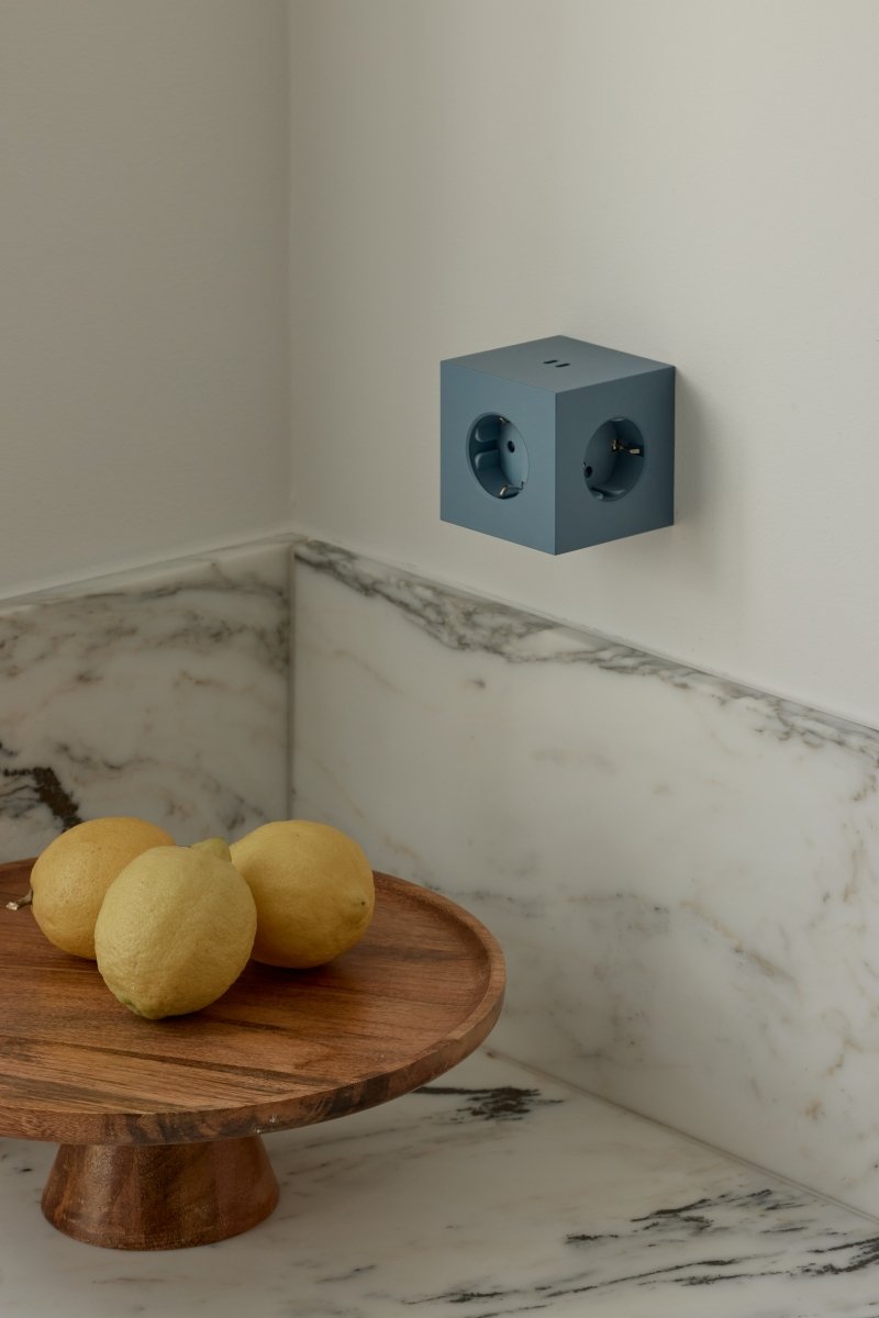 Avolt SQUARE 2 Rozgałęziacz - Listwa Zasilająca / Szary