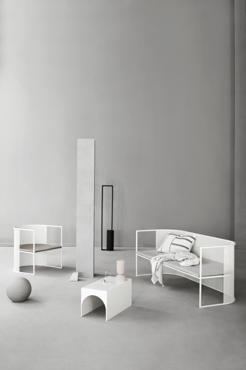 Kristina dam studio ARCH Stolik Stalowy 40 cm / Brązowy