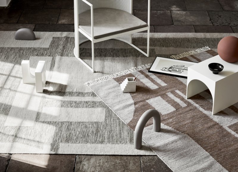 Kristina dam studio ARCH Stolik Stalowy 40 cm / Brązowy