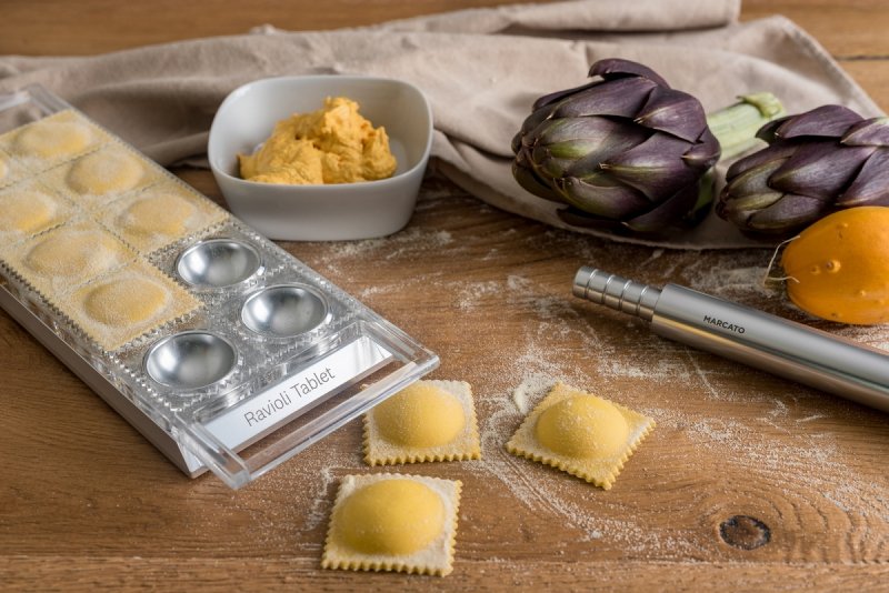 Marcato DESIGN LINE Forma do Ravioli w Kwadratach 5x5 cm 10 Szt. / Niebieska