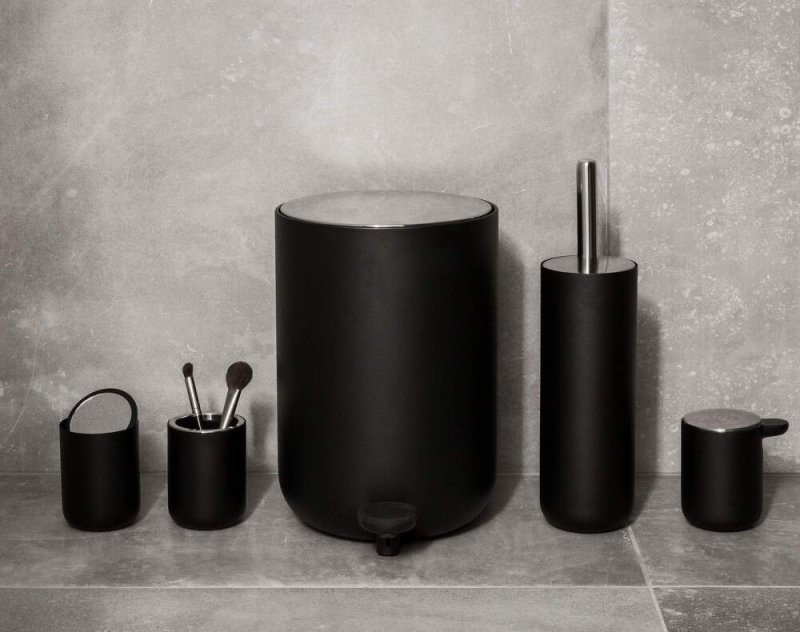 Pedałowy kosz łazienkowy MENU czarny