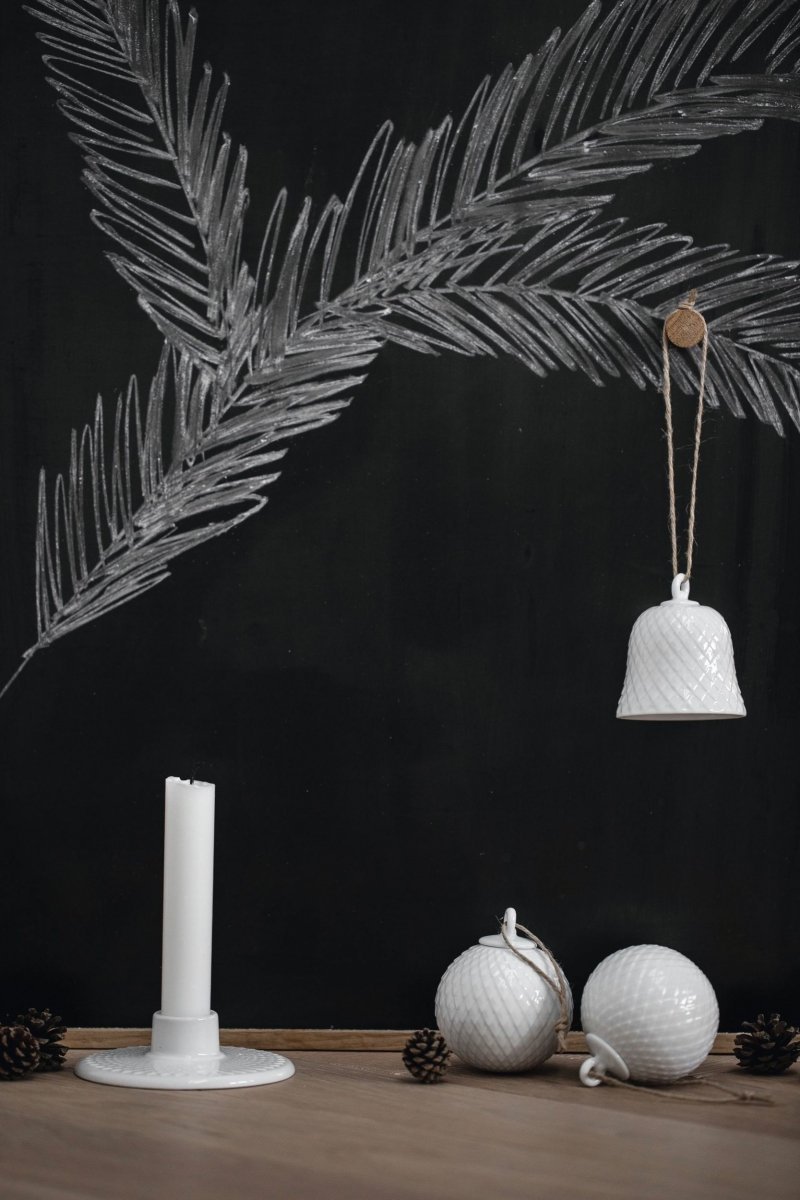 Lyngby Porcelain RHOMBE Dzwonek Świąteczny - Bombka Porcelanowa - Biała
