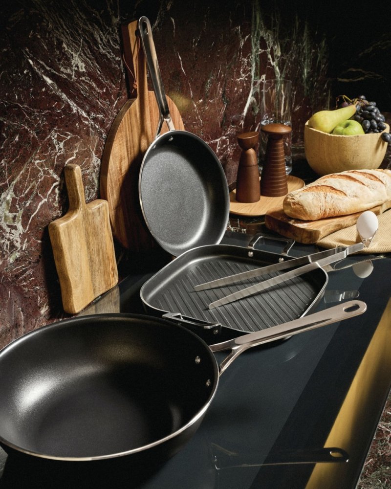 Alessi POTS &amp; PANS Patelnia 32 cm z Powłoką Nieprzywierającą / Czarna