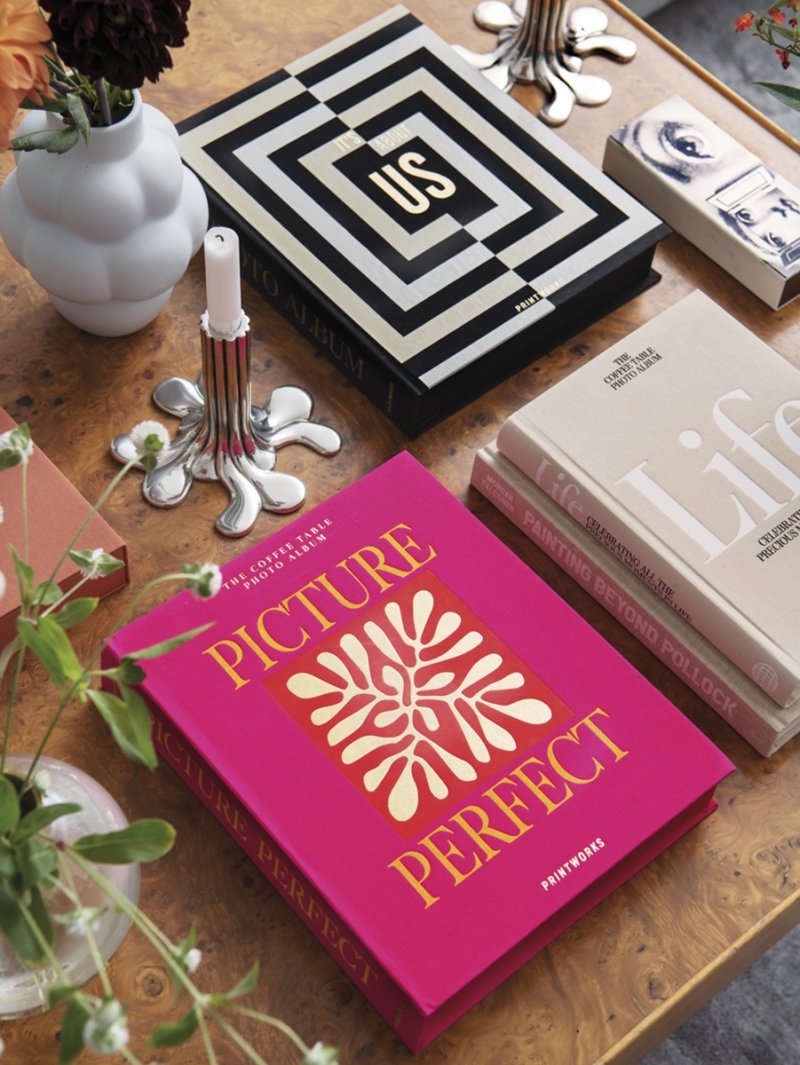 Designerski album z wielokolorową okładką