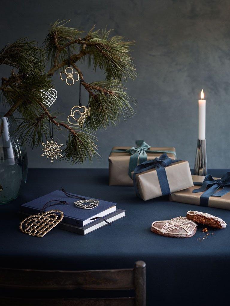 Rosendahl KAREN BLIXEN Christmas Zawieszka Świąteczna - Anioł z Sercem Złoty