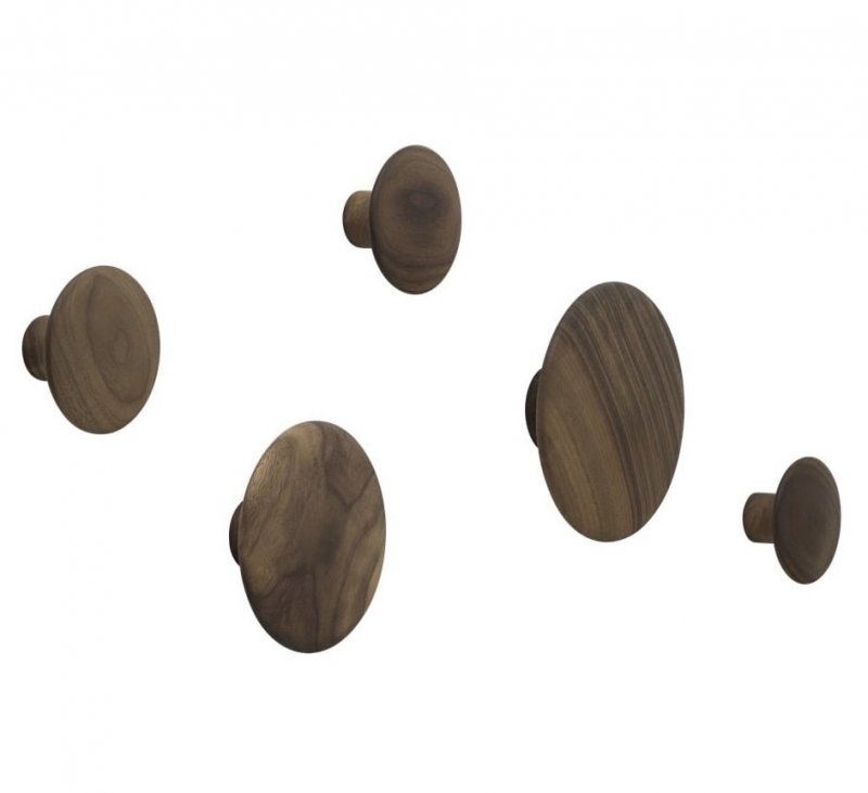 Muuto DOTS Wieszak Drewniany - Zestaw 5 Drewnianych Wieszaków / Orzech