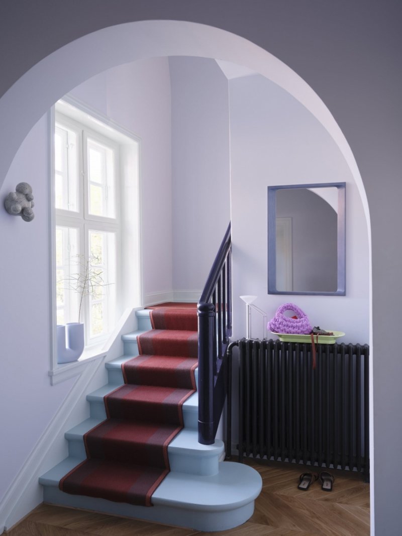 Muuto ARCED Lustro Ścienne w Drewnianej Ramie 80 cm / Jasnozielone