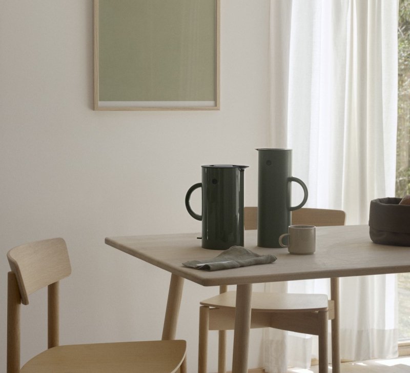 Stelton EM 77 Czajnik Elektryczny 1,5 l / Ciemnozielony