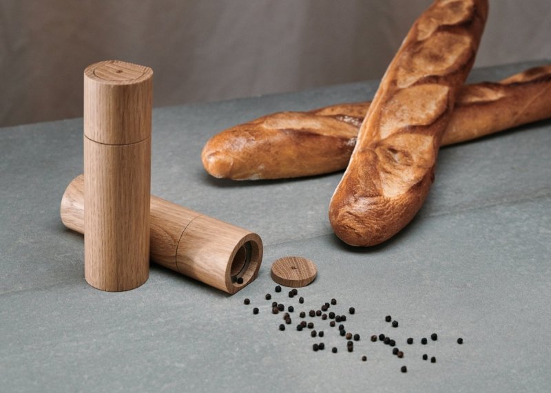 Clap Design P-SALT &amp; S-PEPPER Magnetyczny Młynek do Soli i Pieprzu / Dębowy
